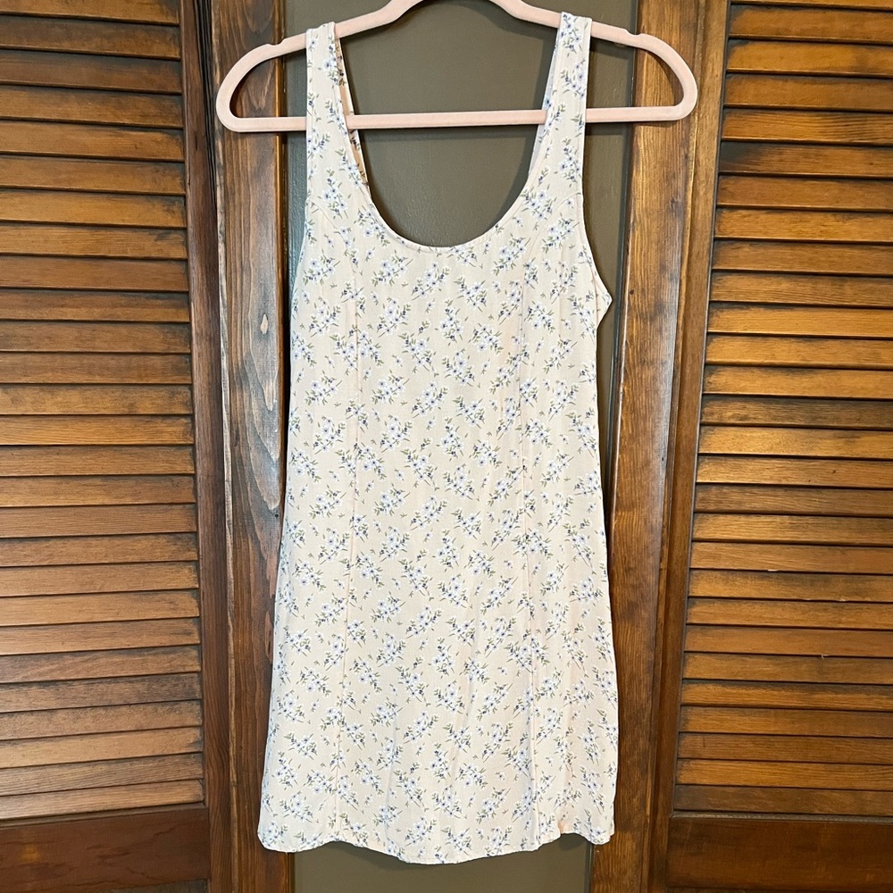 American Eagle Stretch Blush Pink Floral Dress